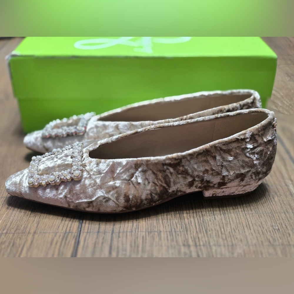 Sam Edelman Janina Crushed Velvet Flats with Crystal Buckle NWT Women’s Size 6